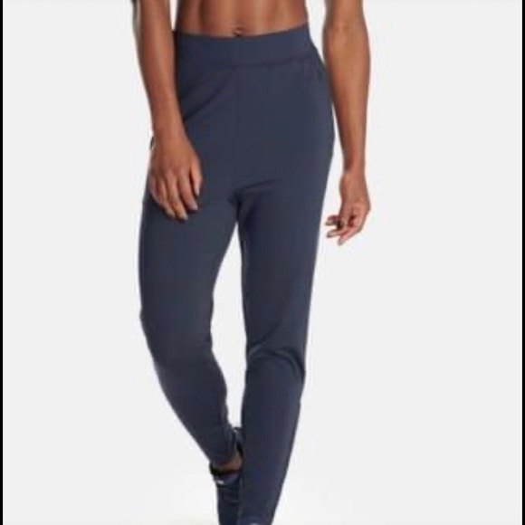 RYU Everywhere Trainer Navy - Picture 1 of 3